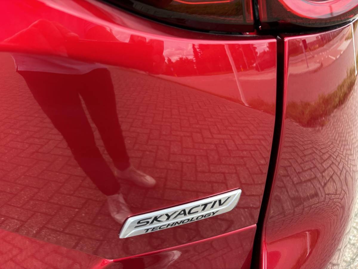 Mazda CX-5 Mazda CX-5 2.0 SkyActiv-G 165 Business Comfort | LEDER | BOSE | NL AUTO | DEALER ONDERHOUDEN |