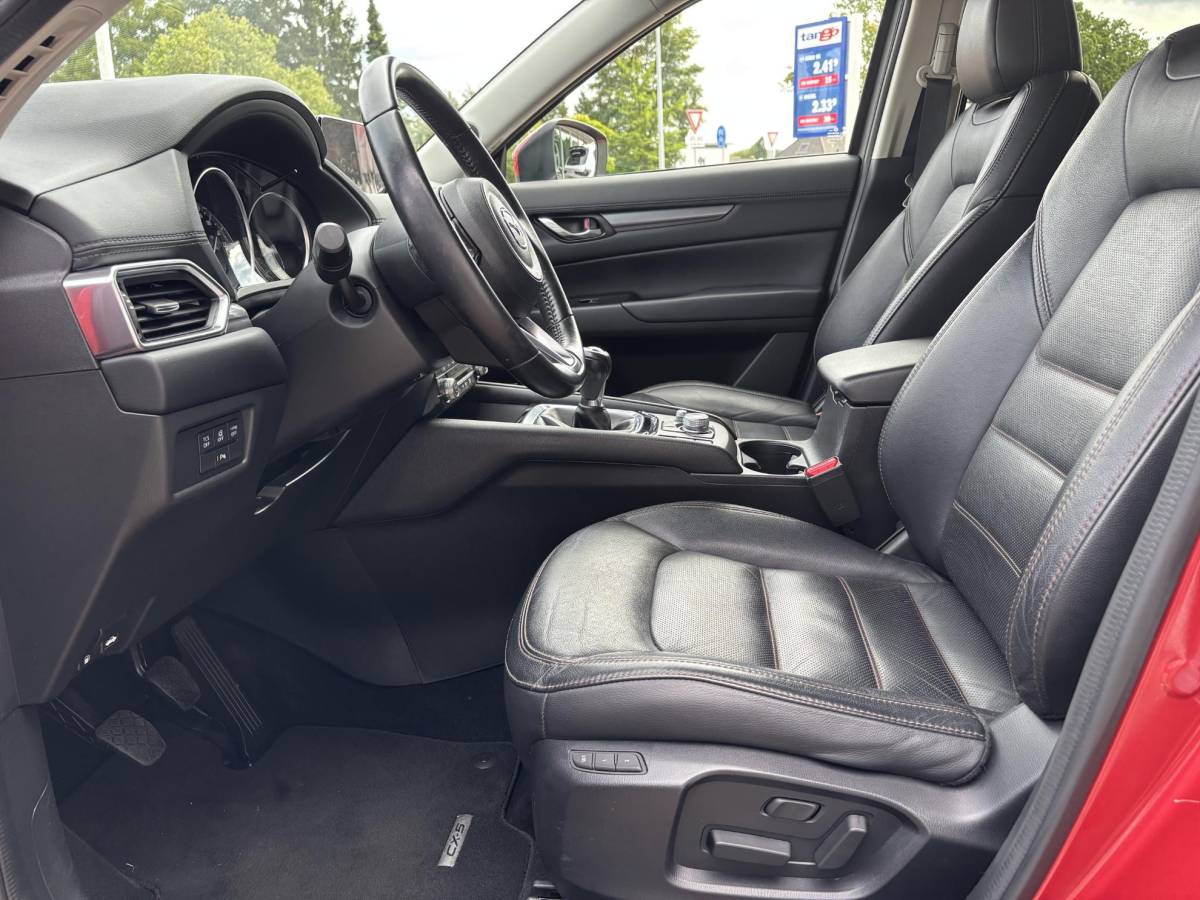 Mazda CX-5 Mazda CX-5 2.0 SkyActiv-G 165 Business Comfort | LEDER | BOSE | NL AUTO | DEALER ONDERHOUDEN |