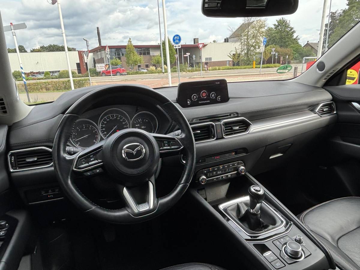Mazda CX-5 Mazda CX-5 2.0 SkyActiv-G 165 Business Comfort | LEDER | BOSE | NL AUTO | DEALER ONDERHOUDEN |