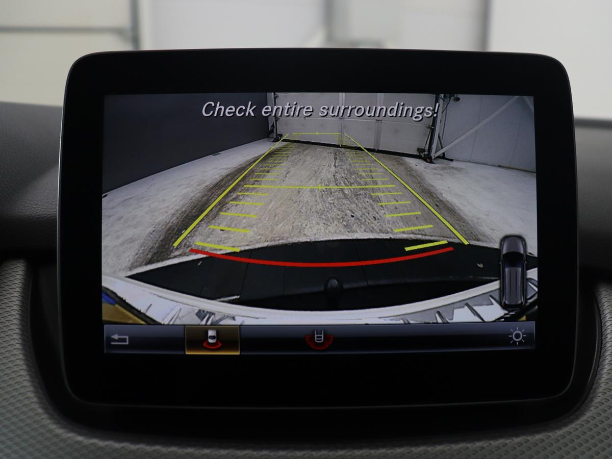 Mercedes-Benz B-Klasse Mercedes-Benz B-klasse 180 Ambition | Half leder | Cruise control | Navigatie |  Bluetooth | Airco | Camera | Park assist | Trekhaak