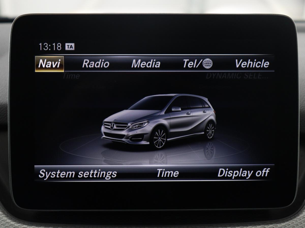 Mercedes-Benz B-Klasse Mercedes-Benz B-klasse 180 Ambition | Half leder | Cruise control | Navigatie |  Bluetooth | Airco | Camera | Park assist | Trekhaak