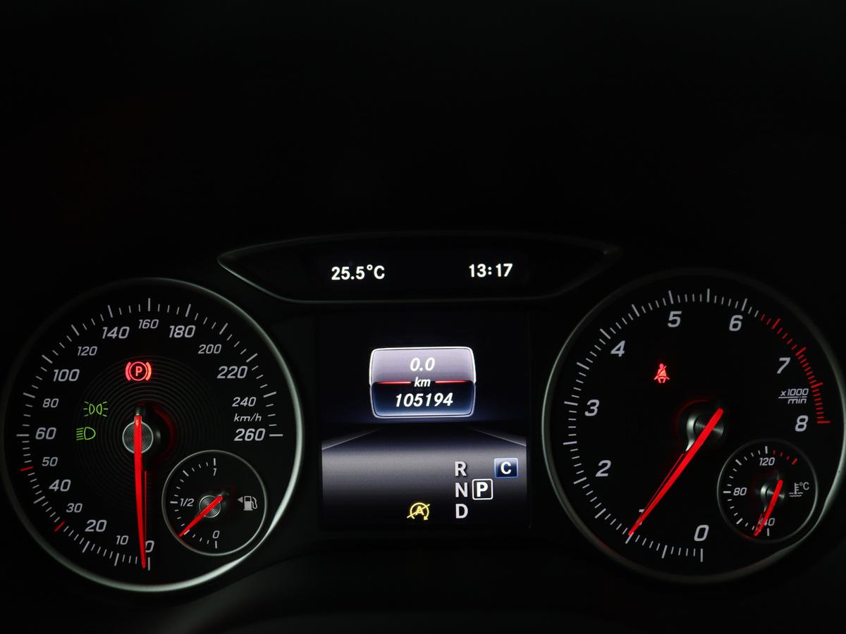 Mercedes-Benz B-Klasse Mercedes-Benz B-klasse 180 Ambition | Half leder | Cruise control | Navigatie |  Bluetooth | Airco | Camera | Park assist | Trekhaak