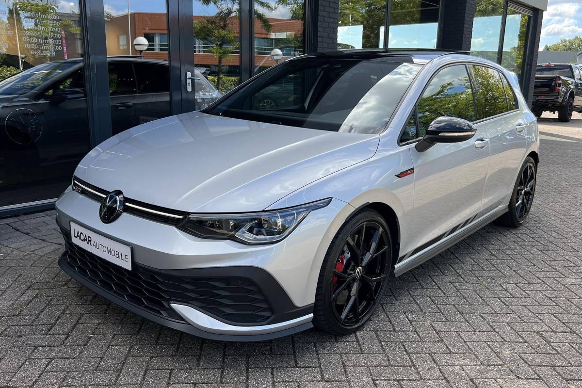 Volkswagen Golf Volkswagen Golf 2.0 TSI GTI CLUBSPORT/PANO//NURB/IQ-LIGHT
