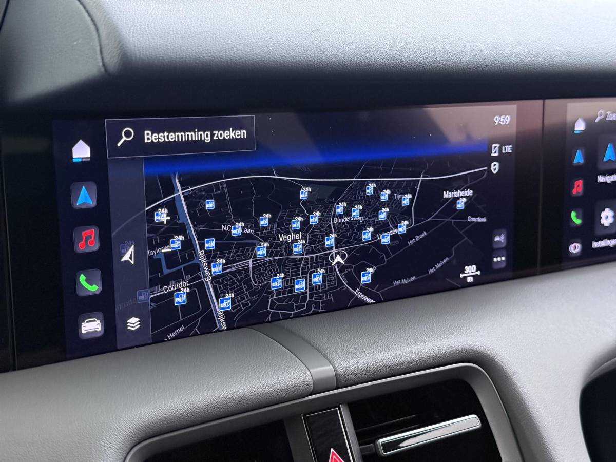 Porsche Taycan Porsche Taycan Turbo 93 kWh SOH 91% | SPORT CHRONO | HEAD-UP | CARBON PAKKET | ALCANTARA STOELEN + HEMEL | DUAL SCHERM | PSCB KERAMISCH GECOATE REMMEN | BURMESTER PREMIUM AUDIO | STOELVERWARMING + STUURWIELVERWARMING | STOELVENTILATIE | MEMORY SEATS | PORSCHE DEALER ONDERHOUDEN | 360° CAMERA | VERKEERT IN NIEUWSTAAT | ALL-IN PRIJS | 12 MAANDEN BOVAG GARANTIE