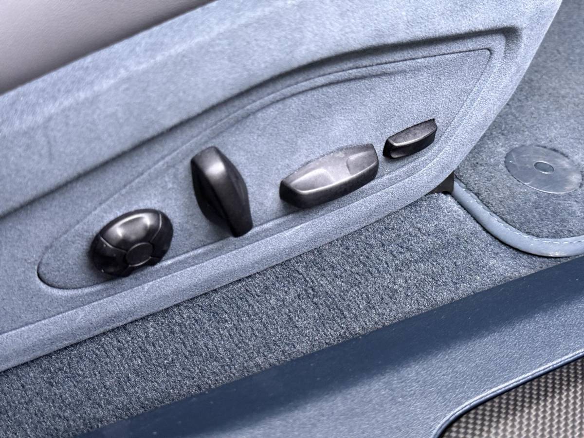 Porsche Taycan Porsche Taycan Turbo 93 kWh SOH 91% | SPORT CHRONO | HEAD-UP | CARBON PAKKET | ALCANTARA STOELEN + HEMEL | DUAL SCHERM | PSCB KERAMISCH GECOATE REMMEN | BURMESTER PREMIUM AUDIO | STOELVERWARMING + STUURWIELVERWARMING | STOELVENTILATIE | MEMORY SEATS | PORSCHE DEALER ONDERHOUDEN | 360° CAMERA | VERKEERT IN NIEUWSTAAT | ALL-IN PRIJS | 12 MAANDEN BOVAG GARANTIE