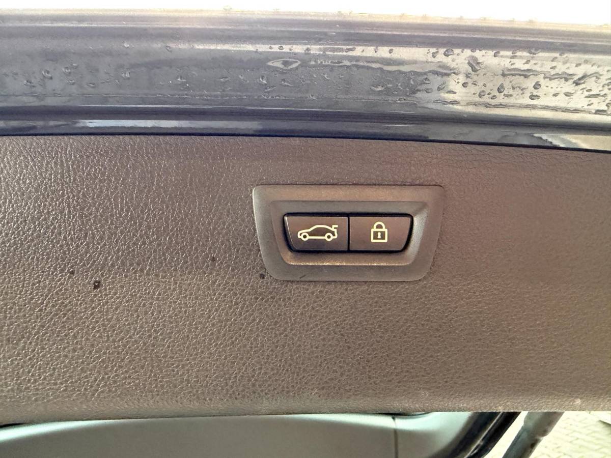 BMW 3 Serie BMW 3-serie Touring 328i High Executive Panoramadak sportstoelen 245 PK