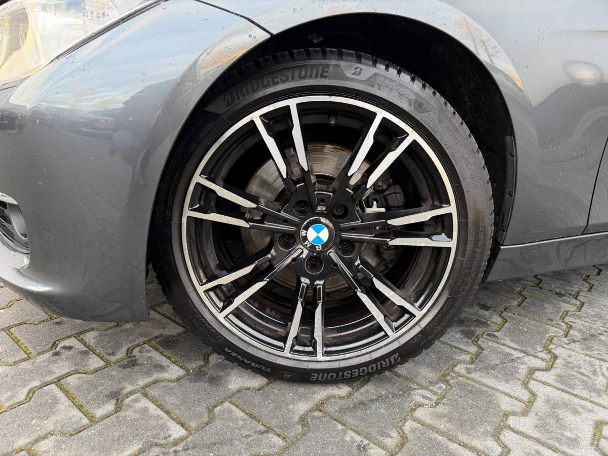 BMW 3 Serie BMW 3-serie Touring 328i High Executive Panoramadak sportstoelen 245 PK