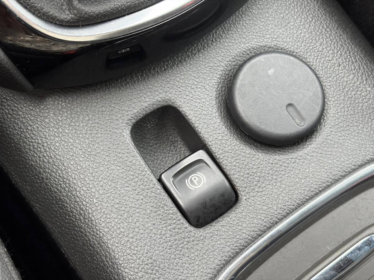 Opel Astra Opel Astra Sports Tourer 1.2 Elegance ✓131pk✓2e Eigenaar✓Camera✓Carplay✓6 Bak✓Stoelverw✓Stuurverw✓Pdc V+A✓Recent beurt gehad✓Clima✓Cruise✓Halfleder✓Keyless✓N.A.P✓Lm velgen✓Rijstrooksensor✓Apk tot 09-2028