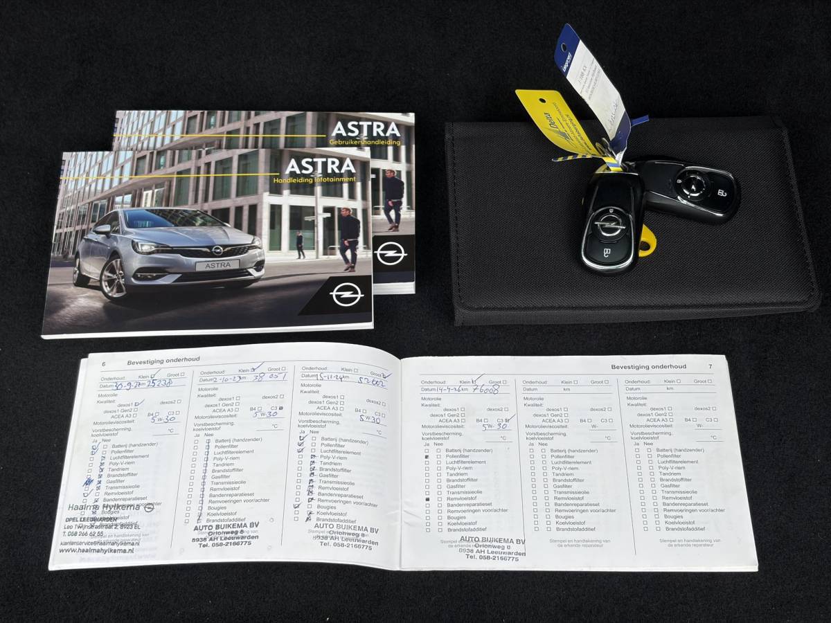 Opel Astra Opel Astra Sports Tourer 1.2 Elegance ✓131pk✓2e Eigenaar✓Camera✓Carplay✓6 Bak✓Stoelverw✓Stuurverw✓Pdc V+A✓Recent beurt gehad✓Clima✓Cruise✓Halfleder✓Keyless✓N.A.P✓Lm velgen✓Rijstrooksensor✓Apk tot 09-2028