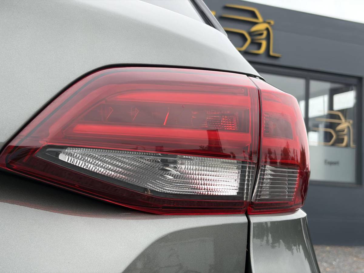 Opel Astra Opel Astra Sports Tourer 1.2 Elegance ✓131pk✓2e Eigenaar✓Camera✓Carplay✓6 Bak✓Stoelverw✓Stuurverw✓Pdc V+A✓Recent beurt gehad✓Clima✓Cruise✓Halfleder✓Keyless✓N.A.P✓Lm velgen✓Rijstrooksensor✓Apk tot 09-2028
