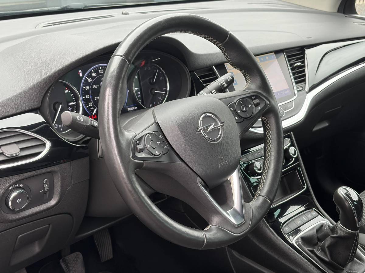 Opel Astra Opel Astra Sports Tourer 1.2 Elegance ✓131pk✓2e Eigenaar✓Camera✓Carplay✓6 Bak✓Stoelverw✓Stuurverw✓Pdc V+A✓Recent beurt gehad✓Clima✓Cruise✓Halfleder✓Keyless✓N.A.P✓Lm velgen✓Rijstrooksensor✓Apk tot 09-2028