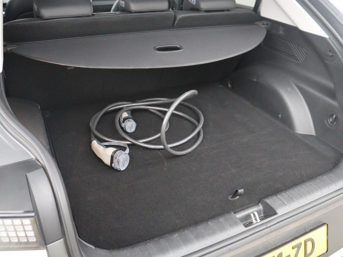 Hyundai IONIQ 5 Hyundai IONIQ 5 Connect+ 77.4 kWh | SOH 95,1% | Half leder | Adaptive cruise | 360 camera | Park assist | Stuur/stoelverwarming | Carplay | Climate control | Elektrische achterklep