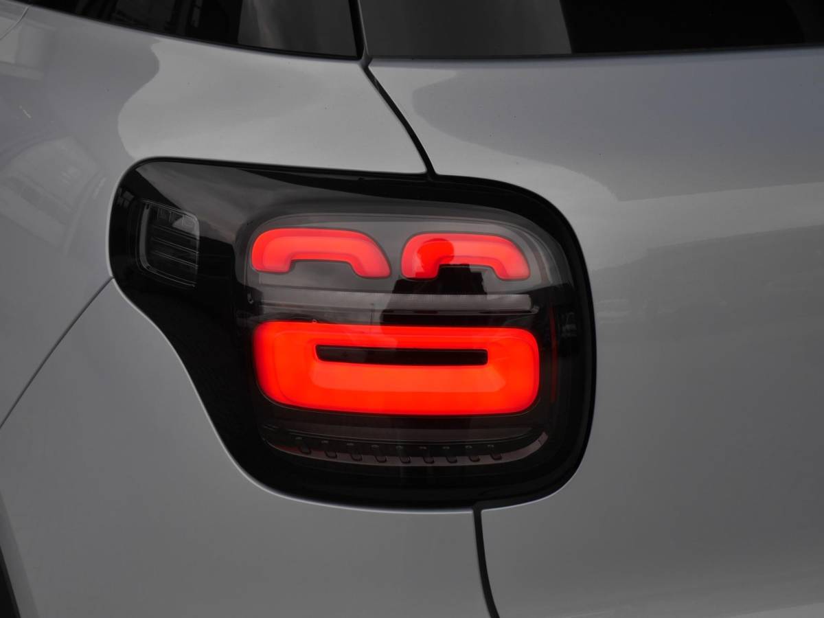 Leapmotor B03X Leapmotor B03X ProMax Design 53 kWh | Binnenkort leverbaar in deze kleur | Hoge zit | Carplay | Camera | Navigatie | 18inch velgen | Parkeersensoren | LED Lampen |