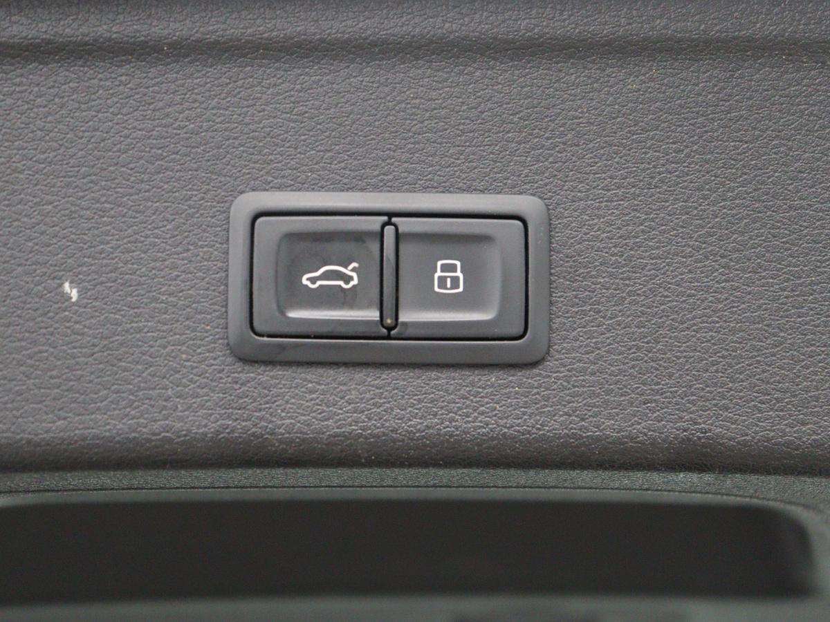 Audi A4 Audi A4 Avant 1.4 TFSI Design Pro Line Plus s | Panoramadak | Leder/alcantara | Cruise control s | Panoramadak | Leder/alcantara | Cruise control |
