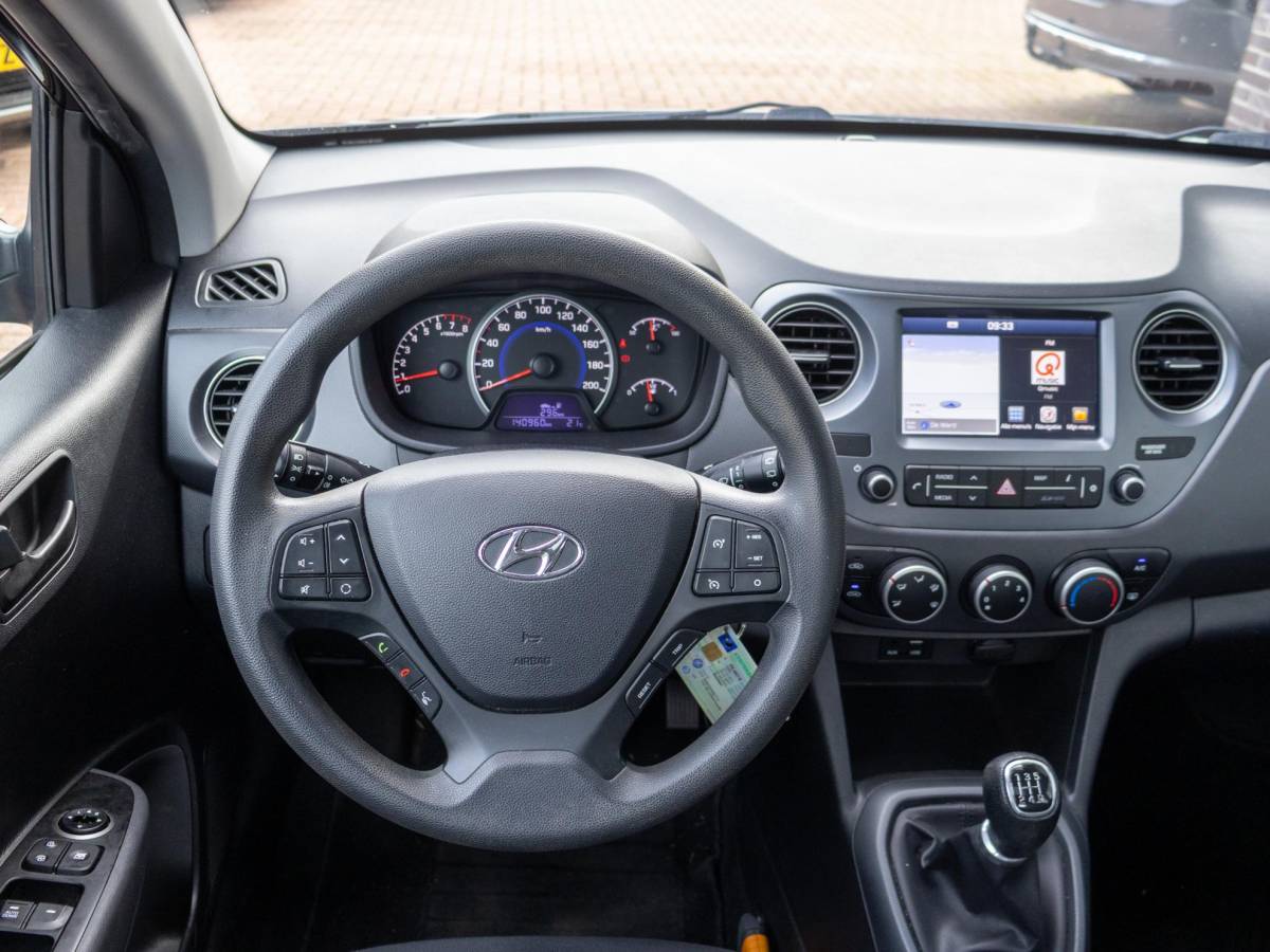 Hyundai i10 Hyundai i10 1.0i Comfort Pano Airco Apple CarPlay