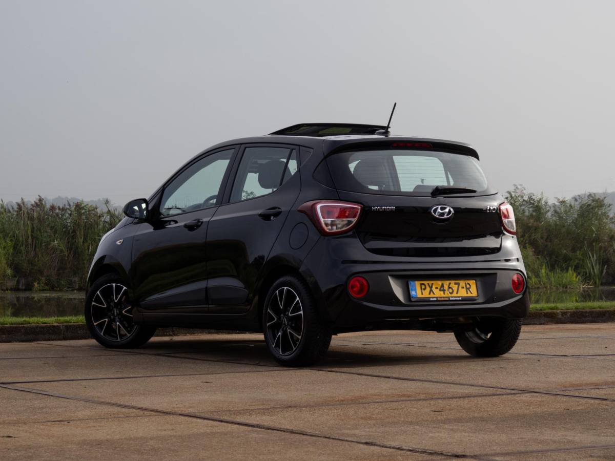 Hyundai i10 Hyundai i10 1.0i Comfort Pano Airco Apple CarPlay