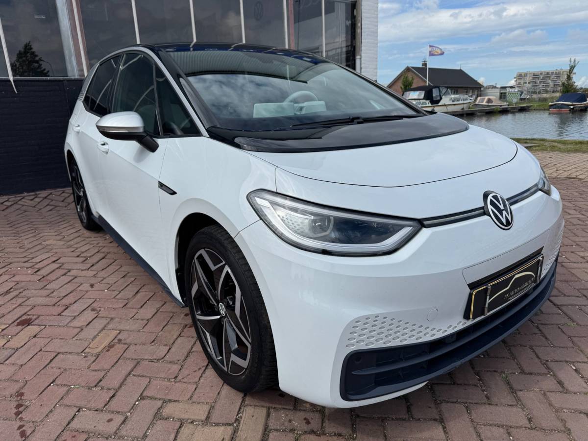 Volkswagen ID.3 Volkswagen ID.3 First Plus 58 kWh **CARPLAY + KEYLESS + CAMERA**