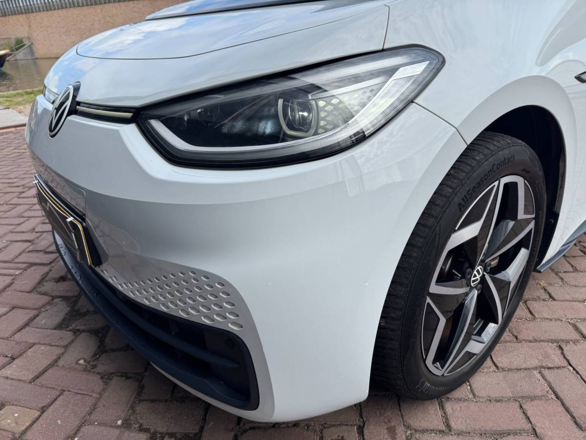 Volkswagen ID.3 Volkswagen ID.3 First Plus 58 kWh **CARPLAY + KEYLESS + CAMERA**