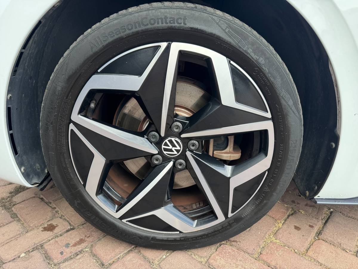 Volkswagen ID.3 Volkswagen ID.3 First Plus 58 kWh **CARPLAY + KEYLESS + CAMERA**