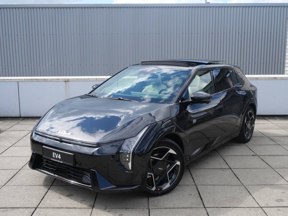 Kia EV4 Kia EV4 GT-PlusLine 81.4 kWh | Adaptief | Clima | Stoel/stuurverwarming | Schuifkantel dak |