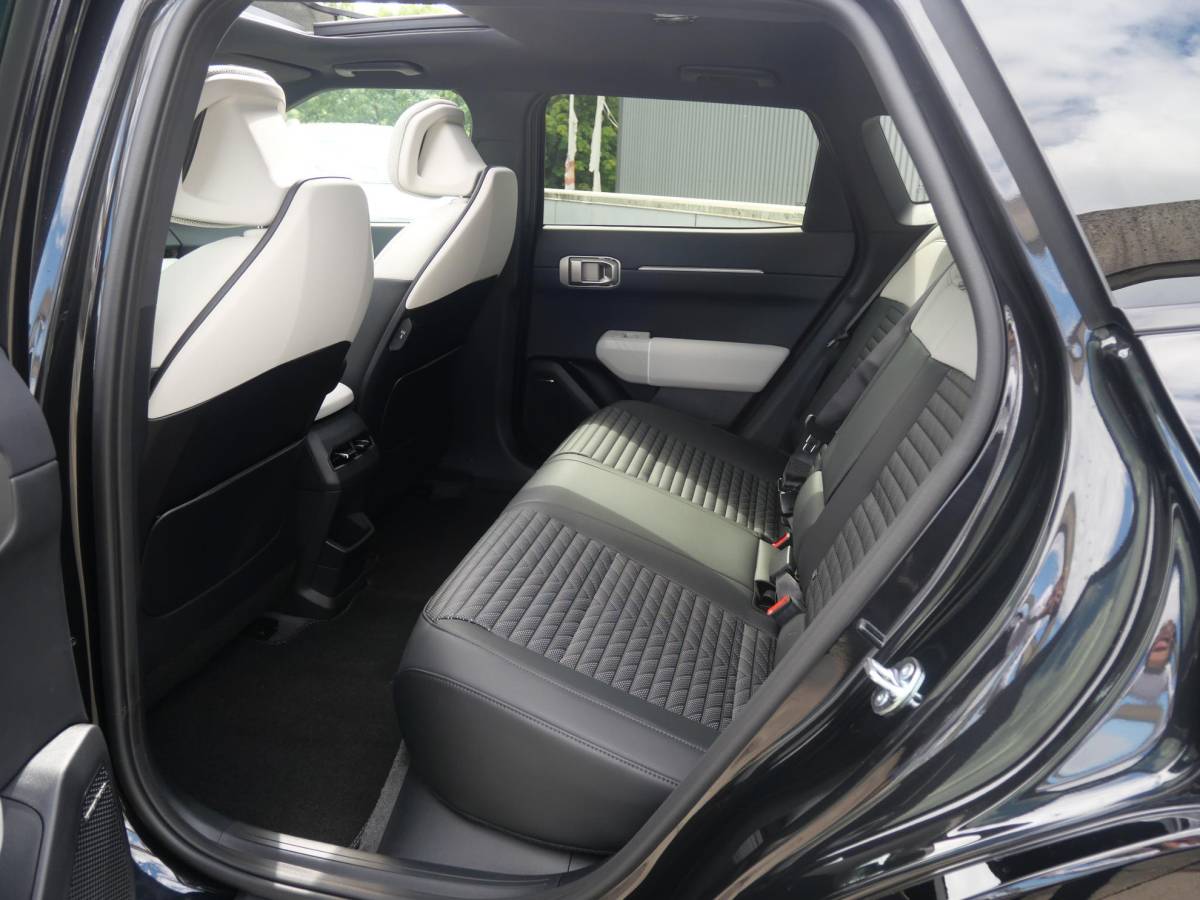 Kia EV4 Kia EV4 GT-PlusLine 81.4 kWh | Adaptief | Clima | Stoel/stuurverwarming | Schuifkantel dak |
