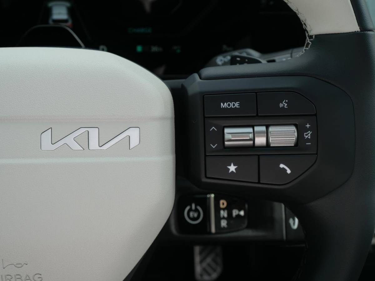 Kia EV4 Kia EV4 GT-PlusLine 81.4 kWh | Adaptief | Clima | Stoel/stuurverwarming | Schuifkantel dak |