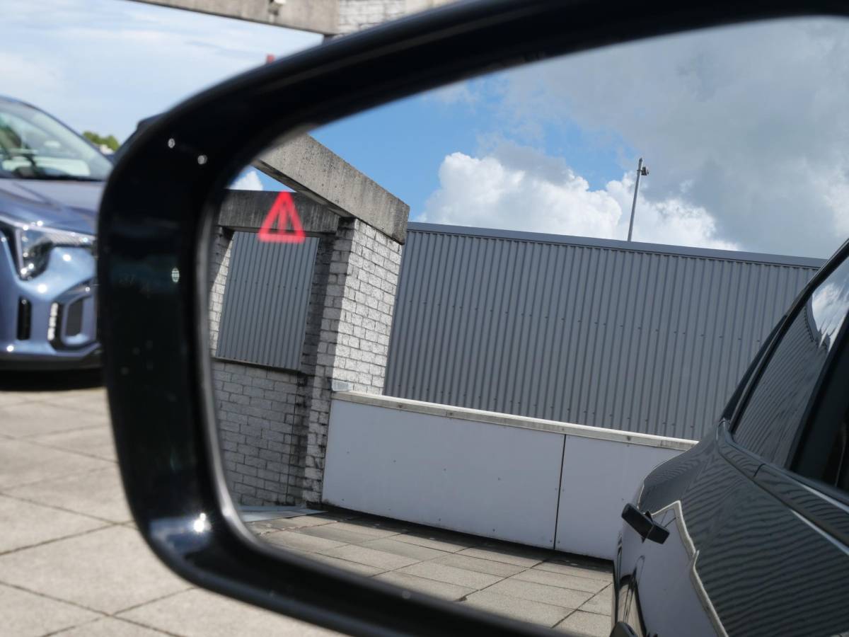 Kia EV4 Kia EV4 GT-PlusLine 81.4 kWh | Adaptief | Clima | Stoel/stuurverwarming | Schuifkantel dak |