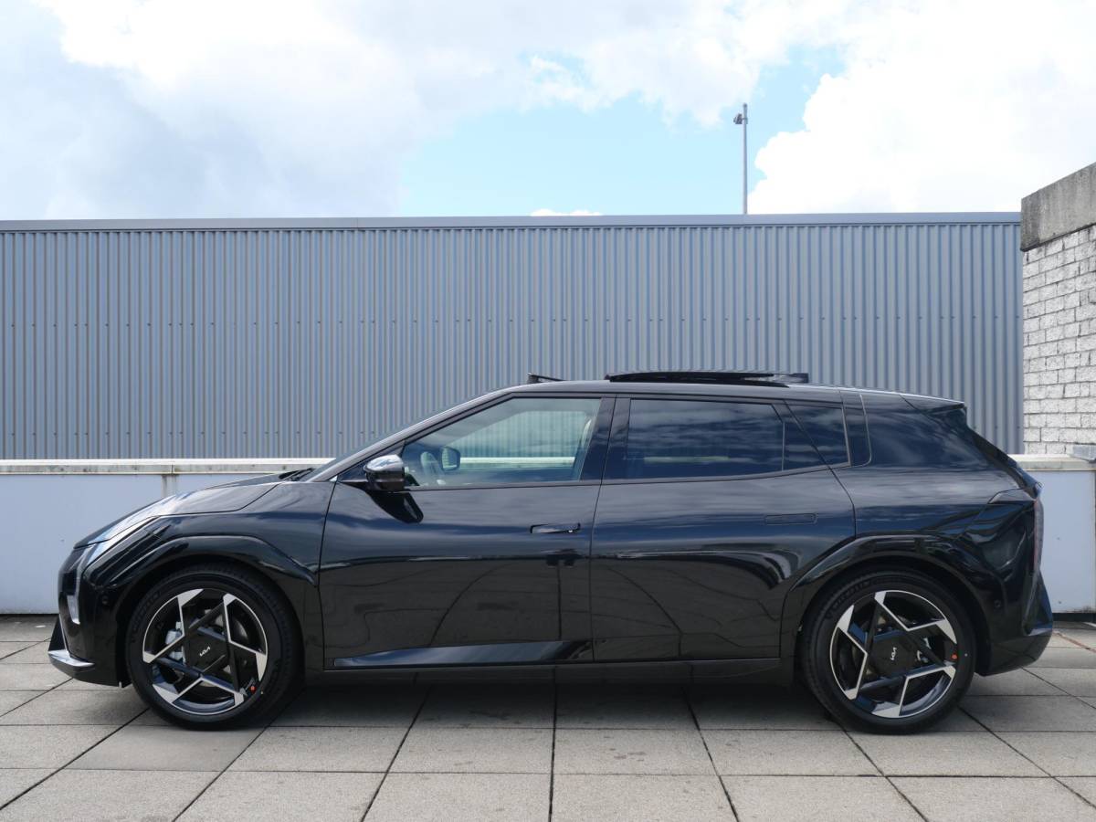 Kia EV4 Kia EV4 GT-PlusLine 81.4 kWh | Adaptief | Clima | Stoel/stuurverwarming | Schuifkantel dak |