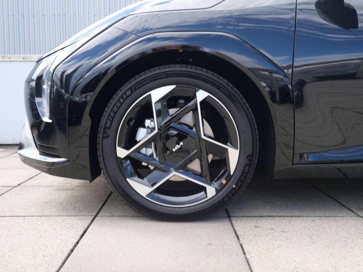 Kia EV4 Kia EV4 GT-PlusLine 81.4 kWh | Adaptief | Clima | Stoel/stuurverwarming | Schuifkantel dak |