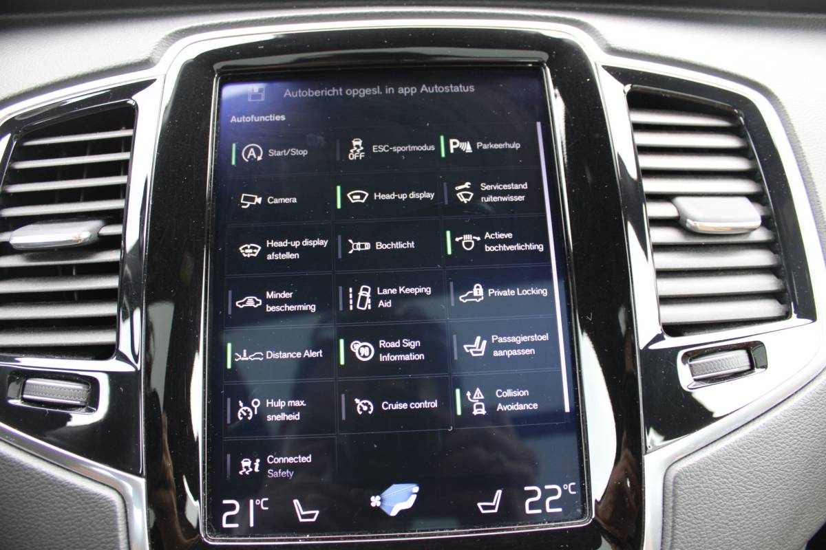 Volvo XC90 Volvo XC90 T5 AWD Inscription 7P. | Trekhaak | Head up | Schuif/kantel dak | Camera achter | Memory seats | Stoel & stuurverwarming | Stoelverkoeling |