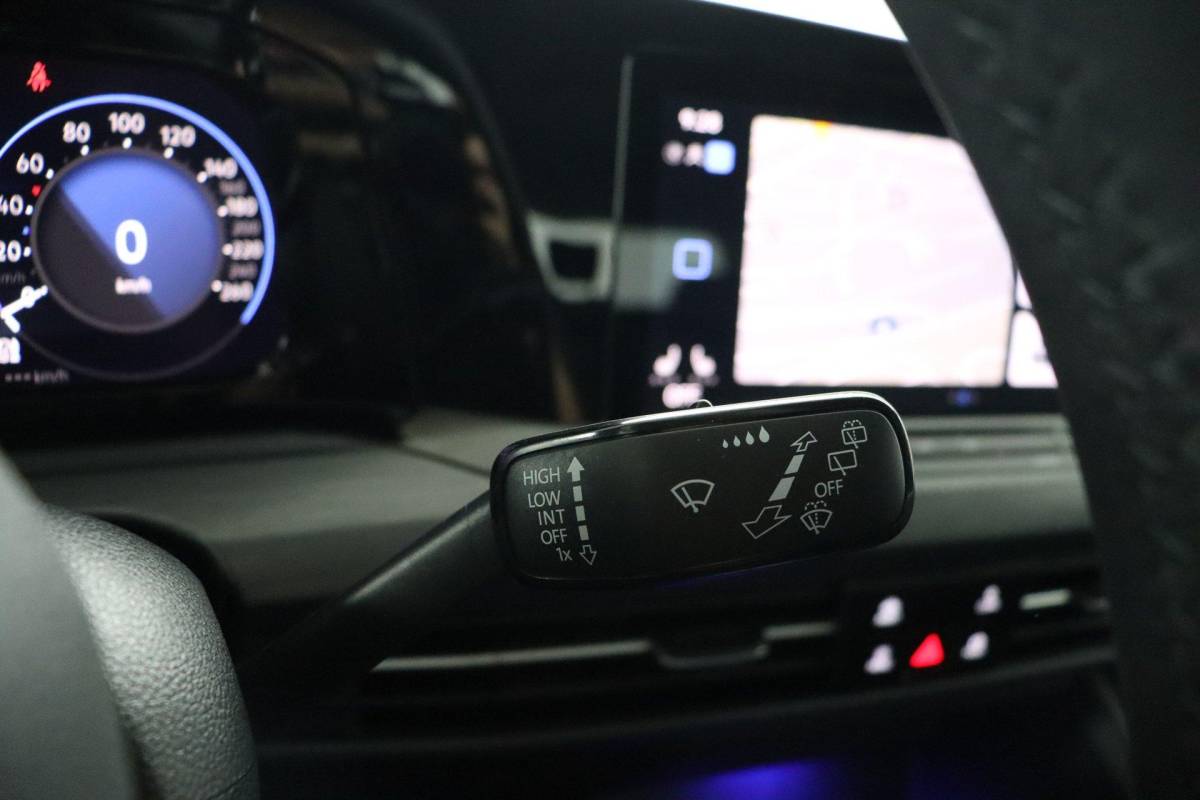 Volkswagen Golf Volkswagen Golf 1.4 eHybrid Style |ACC|Memory|Camera|Carplay|Stoelverwarming