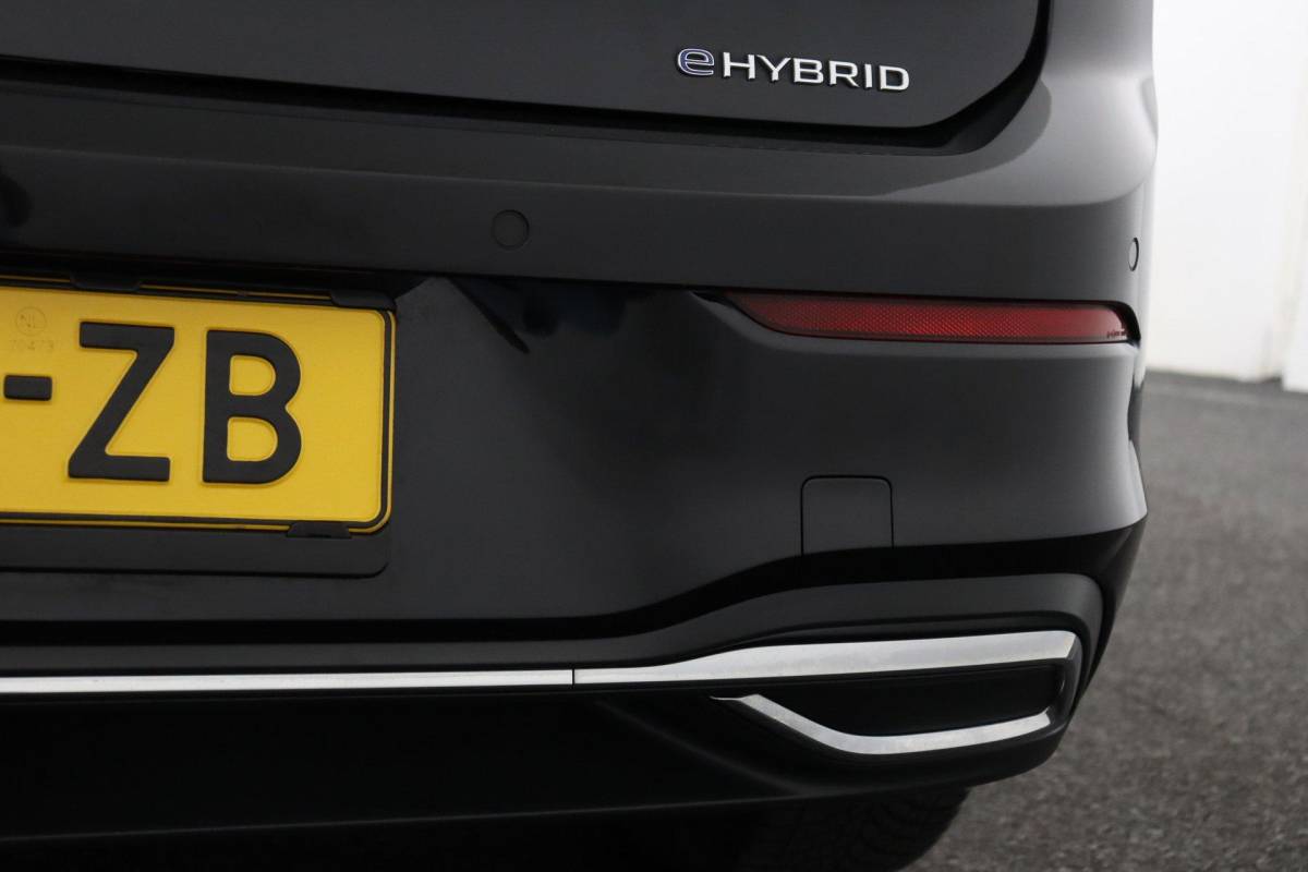 Volkswagen Golf Volkswagen Golf 1.4 eHybrid Style |ACC|Memory|Camera|Carplay|Stoelverwarming