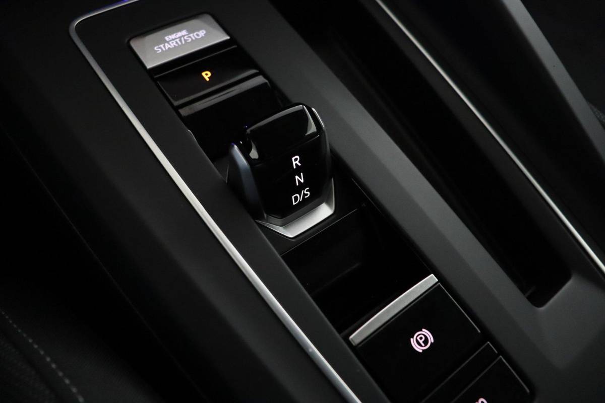 Volkswagen Golf Volkswagen Golf 1.4 eHybrid Style |ACC|Memory|Camera|Carplay|Stoelverwarming