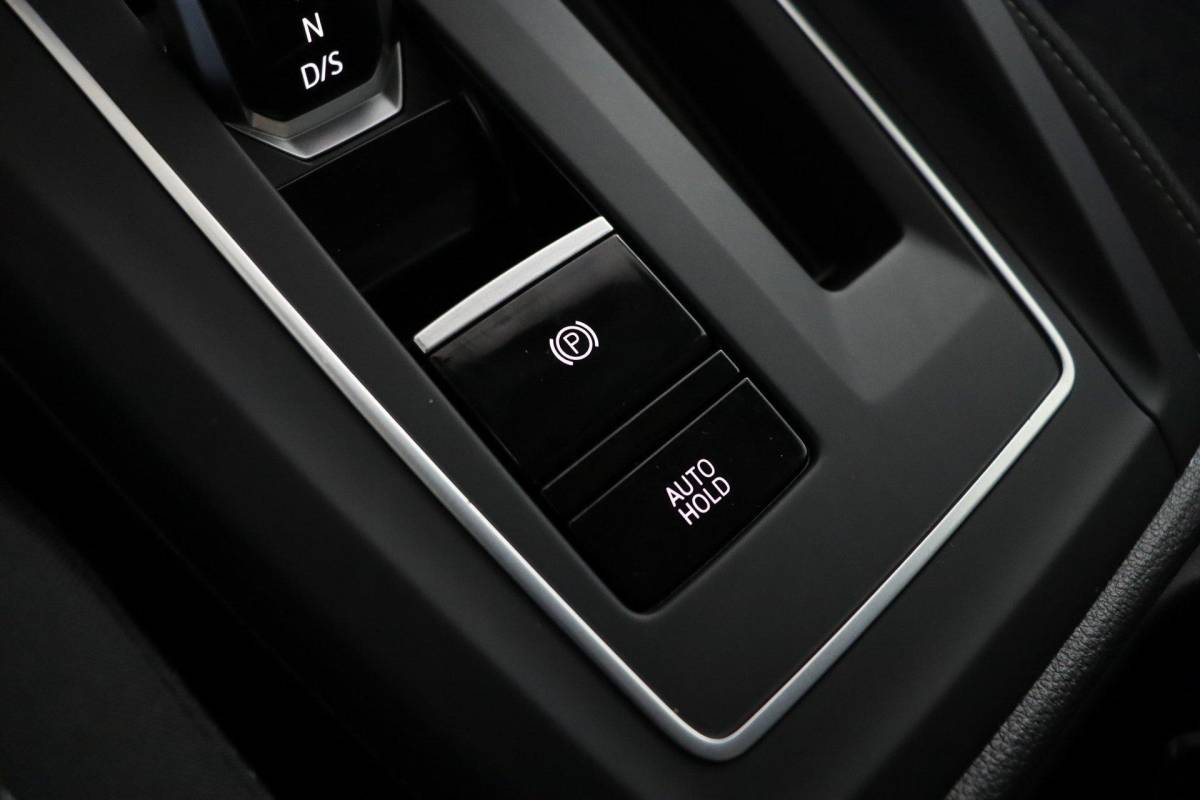 Volkswagen Golf Volkswagen Golf 1.4 eHybrid Style |ACC|Memory|Camera|Carplay|Stoelverwarming