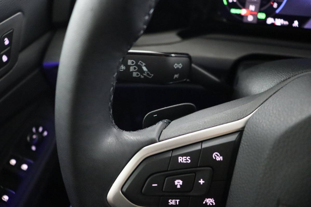 Volkswagen Golf Volkswagen Golf 1.4 eHybrid Style |ACC|Memory|Camera|Carplay|Stoelverwarming