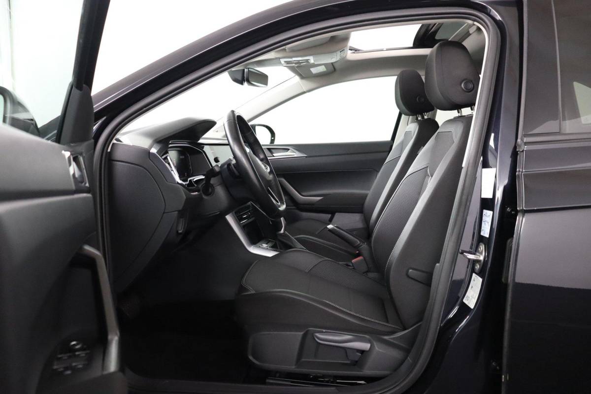 Volkswagen Taigo Volkswagen Taigo 1.5 TSI R-Line Business |BTW|ACC|Pano|Camera