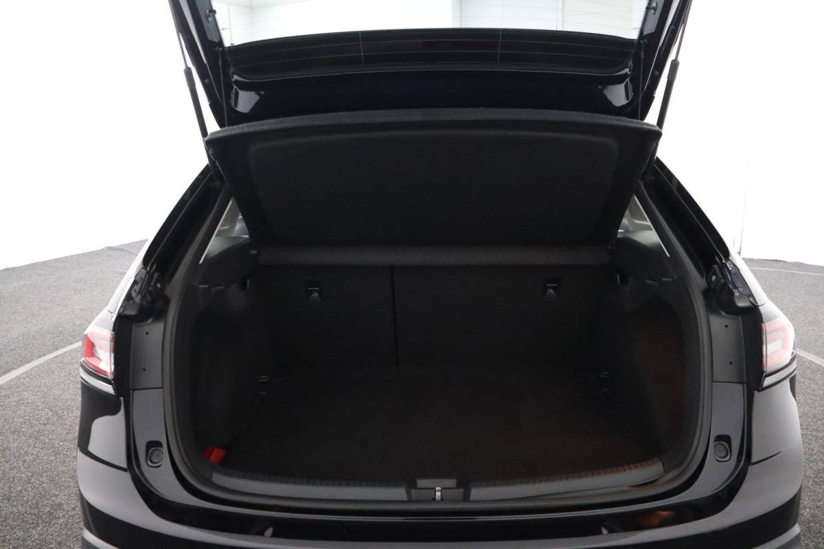 Volkswagen Taigo Volkswagen Taigo 1.5 TSI R-Line Business |BTW|ACC|Pano|Camera