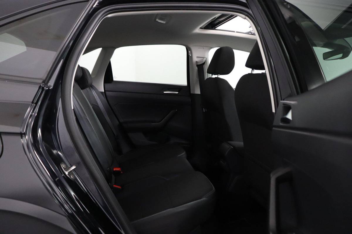 Volkswagen Taigo Volkswagen Taigo 1.5 TSI R-Line Business |BTW|ACC|Pano|Camera