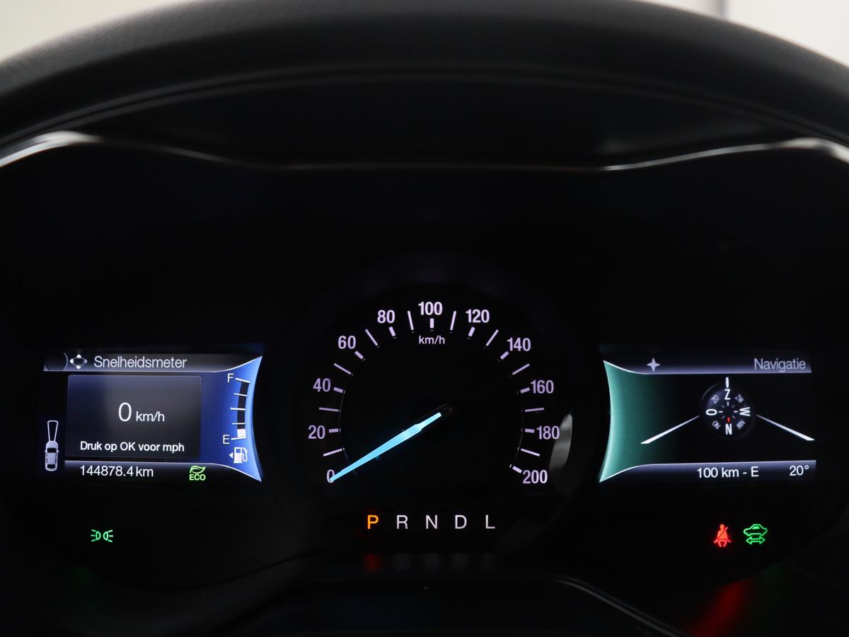 Ford Mondeo Ford Mondeo Wagon 2.0 IVCT HEV St-Line | Leder/alcantara | Memory | Cruise control | Dodehoek detectie | Stuur/stoel verwarming | Achterbank verwarming | Carplay | Camera | Park assist | Elektrische achterklep