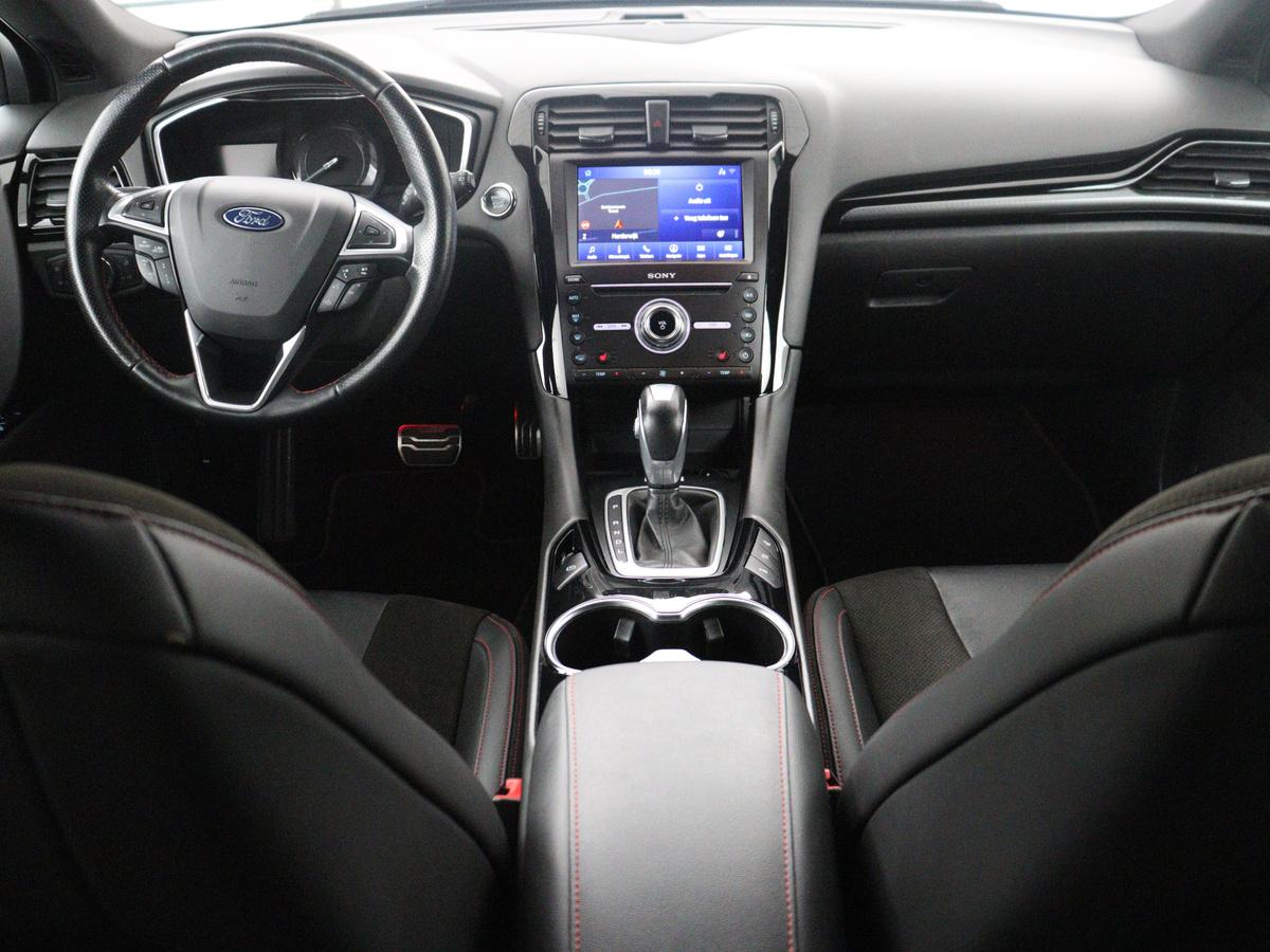 Ford Mondeo Ford Mondeo Wagon 2.0 IVCT HEV St-Line | Leder/alcantara | Memory | Cruise control | Dodehoek detectie | Stuur/stoel verwarming | Achterbank verwarming | Carplay | Camera | Park assist | Elektrische achterklep