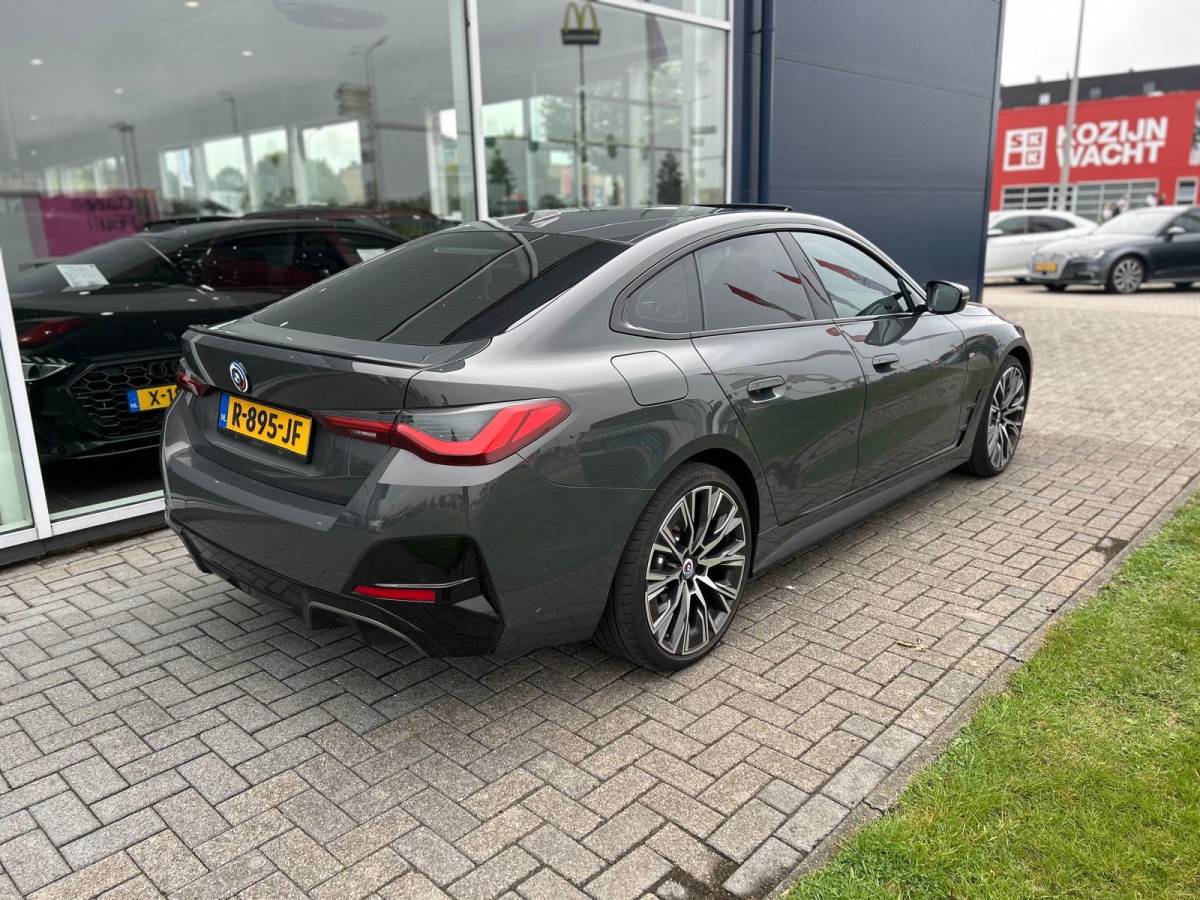 BMW i4 BMW i4 M50 High Executive 84 kWh |NAP|BTW|Pano|Laser|Harman&Kardon|Trekhaak|Dravit