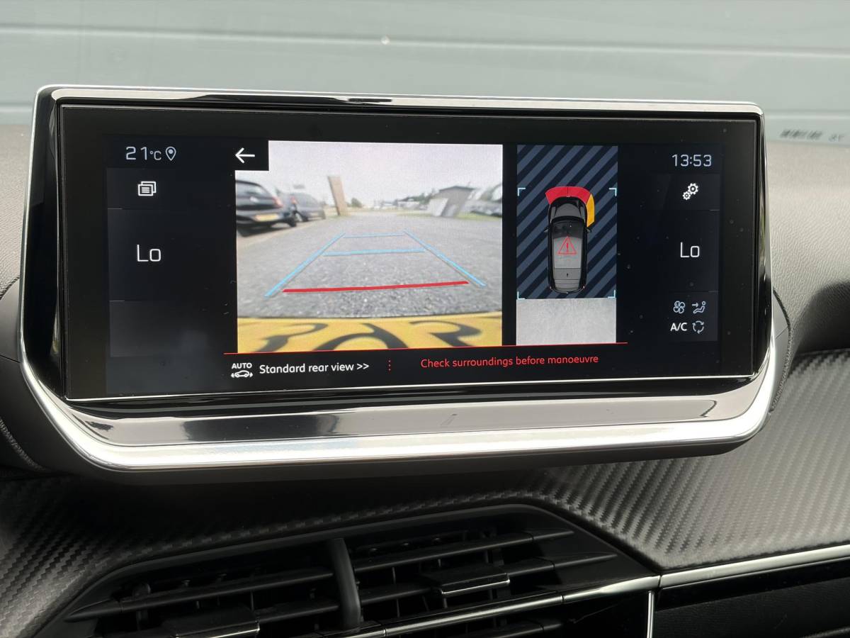 Peugeot 208 Peugeot 208 1.2 PureTech Allure ✓2e Eigenaar✓102pk✓360 ° Camera✓Carplay✓Pano✓Clima✓Cruise✓Lm velgen✓Halfleder✓Pdc V+A✓Recent beurt gehad✓Dealer Onderhouden✓6 Bak✓N.A.P✓Apk tot 07-2028