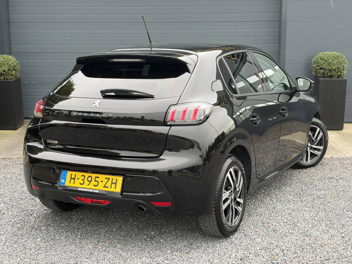 Peugeot 208 Peugeot 208 1.2 PureTech Allure ✓2e Eigenaar✓102pk✓360 ° Camera✓Carplay✓Pano✓Clima✓Cruise✓Lm velgen✓Halfleder✓Pdc V+A✓Recent beurt gehad✓Dealer Onderhouden✓6 Bak✓N.A.P✓Apk tot 07-2028