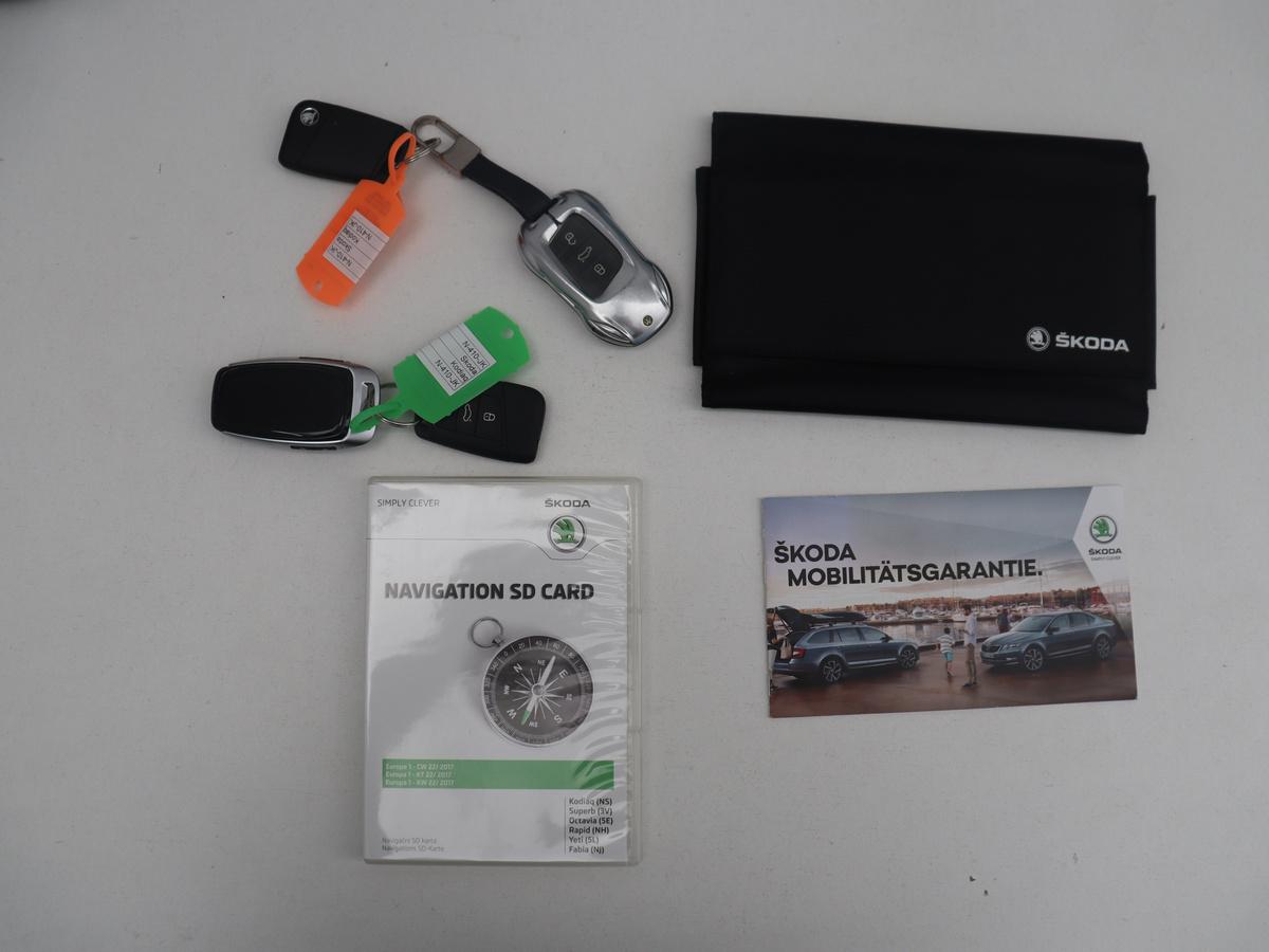 Škoda Kodiaq Skoda Kodiaq 1.4 TSI ACT Style Business | Memory | Cruise control | Dodehoek detectie | Stoelverwarming | Navigatie | Carplay | Camera | Park assist | Climate control
