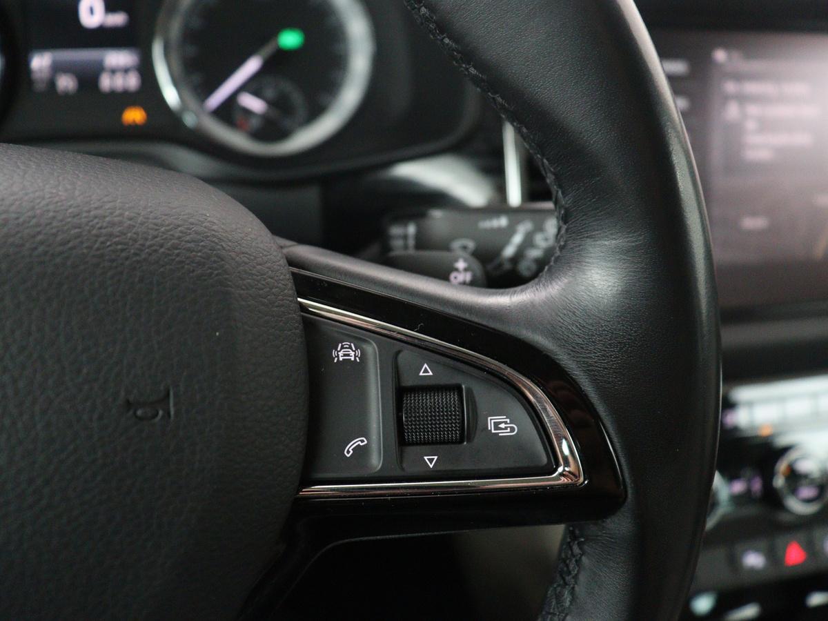 Škoda Kodiaq Skoda Kodiaq 1.4 TSI ACT Style Business | Memory | Cruise control | Dodehoek detectie | Stoelverwarming | Navigatie | Carplay | Camera | Park assist | Climate control