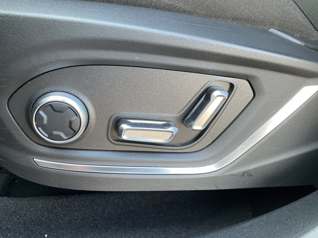 Lynk & Co 01 Lynk & Co 01 15x Op voorraad1.5 PHEV 262PK Adapt.Cruise 360° Cam Carplay Plug-in Stoelverw Vol opties!