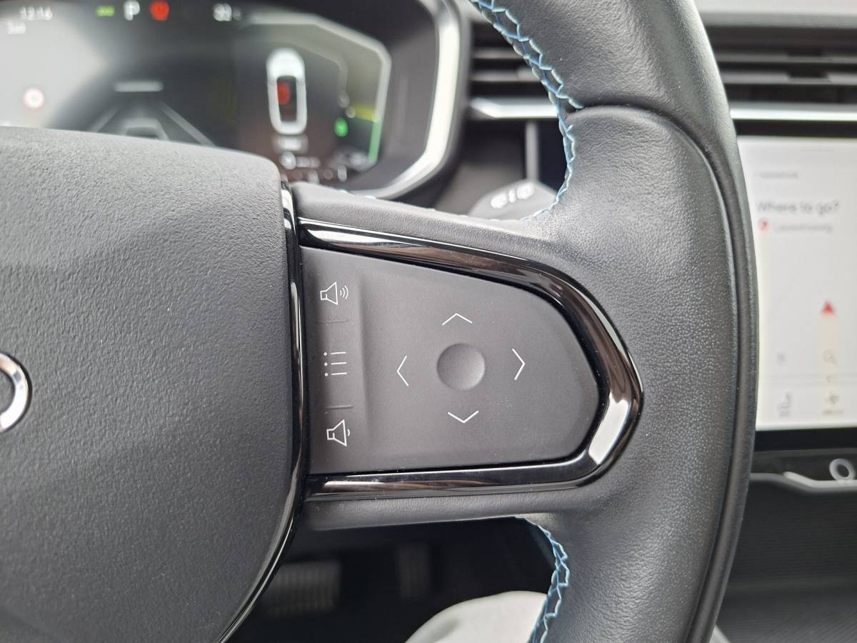 Lynk & Co 01 Lynk & Co 01 15x Op voorraad1.5 PHEV 262PK Adapt.Cruise 360° Cam Carplay Plug-in Stoelverw Vol opties!