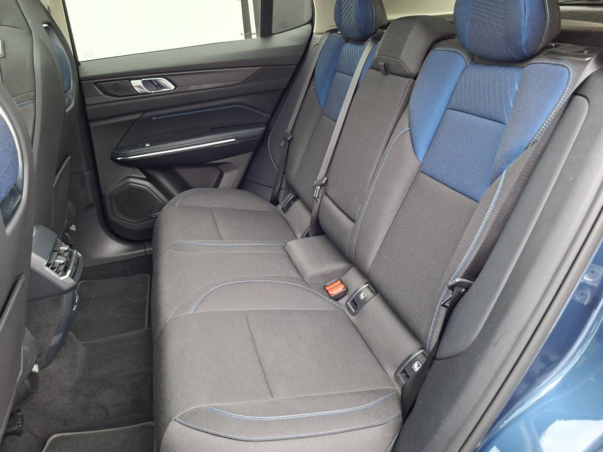 Lynk & Co 01 Lynk & Co 01 15x Op voorraad1.5 PHEV 262PK Adapt.Cruise 360° Cam Carplay Plug-in Stoelverw Vol opties!