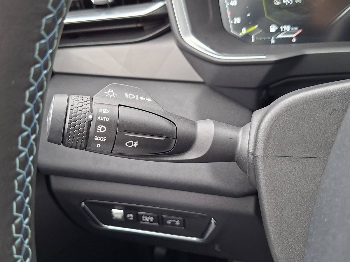 Lynk & Co 01 Lynk & Co 01 15x Op voorraad1.5 PHEV 262PK Adapt.Cruise 360° Cam Carplay Plug-in Stoelverw Vol opties!
