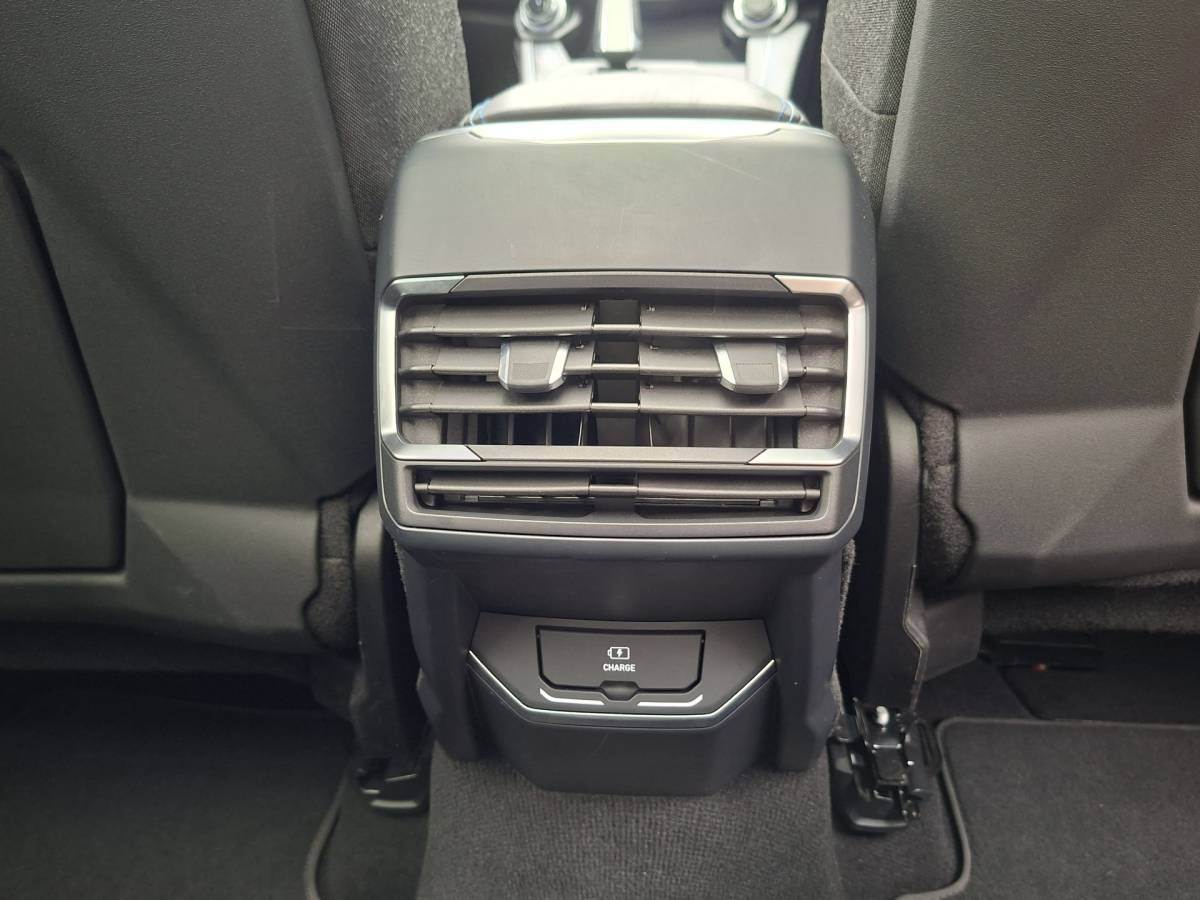 Lynk & Co 01 Lynk & Co 01 15x Op voorraad1.5 PHEV 262PK Adapt.Cruise 360° Cam Carplay Plug-in Stoelverw Vol opties!